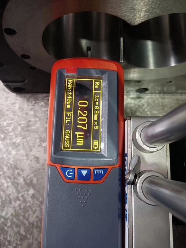 إزالة الصلبة عالية الجودة وبرميل المسمار عالية التآكل أجزاء محطم المقاومة للارتداء