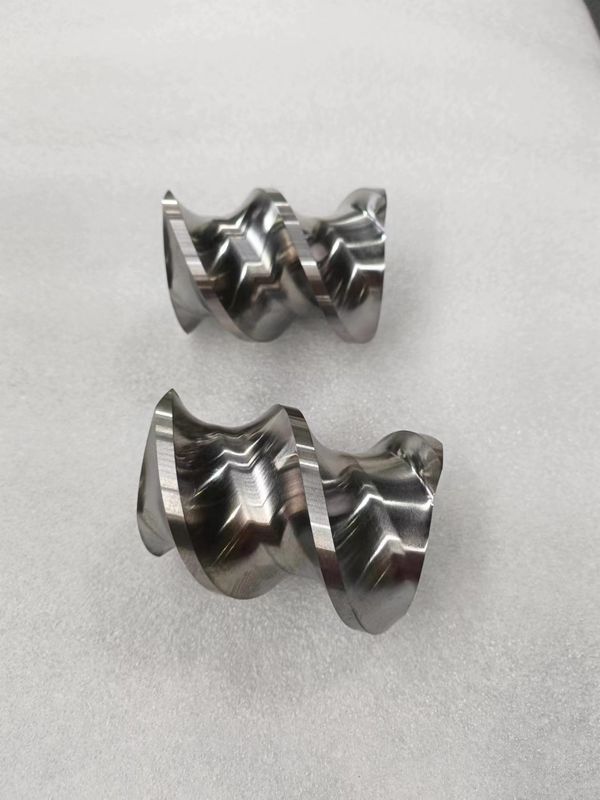 500 كجم/ساعة - 1200 كجم/ساعة أجزاء محطم المسامير المزدوجة أجزاء المسامير ISO90001 لأجهزة محطم الوضع