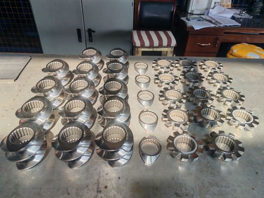 STS 75 عناصر لولب آلة البثق البلاستيكية ذات اللولبين